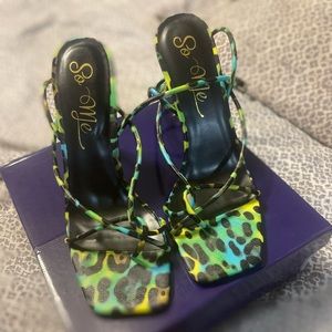 Super cute open toe sandle